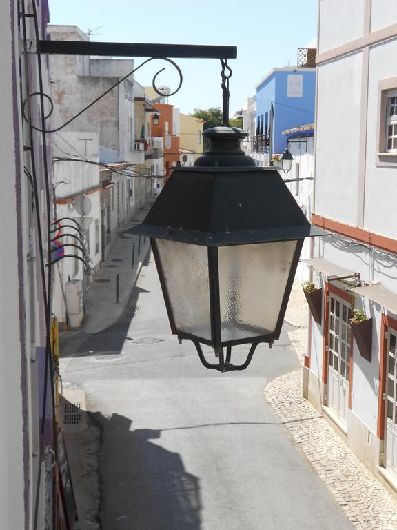 Sem Nome Otel Alvor Oda fotoğraf