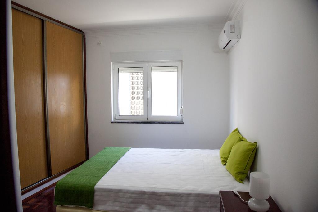 Sem Nome Otel Alvor Oda fotoğraf